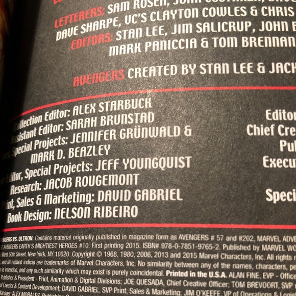 Avengers vs. Ultron comic book 🎈2 for $15 🎈 - Picture 3 of 6